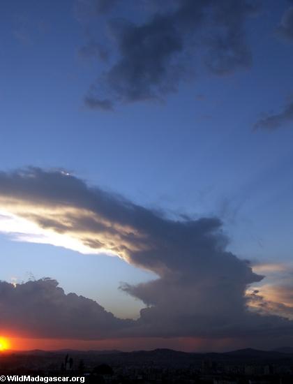 Закат над Антананариву