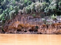 Canyon wall formations (Manambolo)