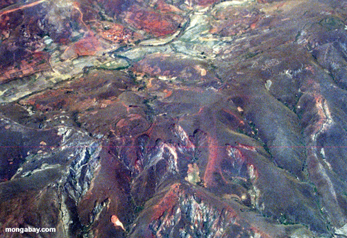 Madagascar erosion as seen from the air (Fort Dauphin - Tana Flight)