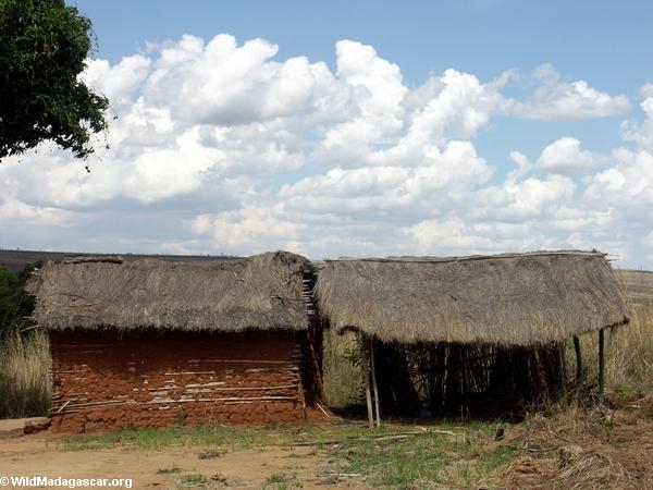 Bara huts near Isalo (Isalo)